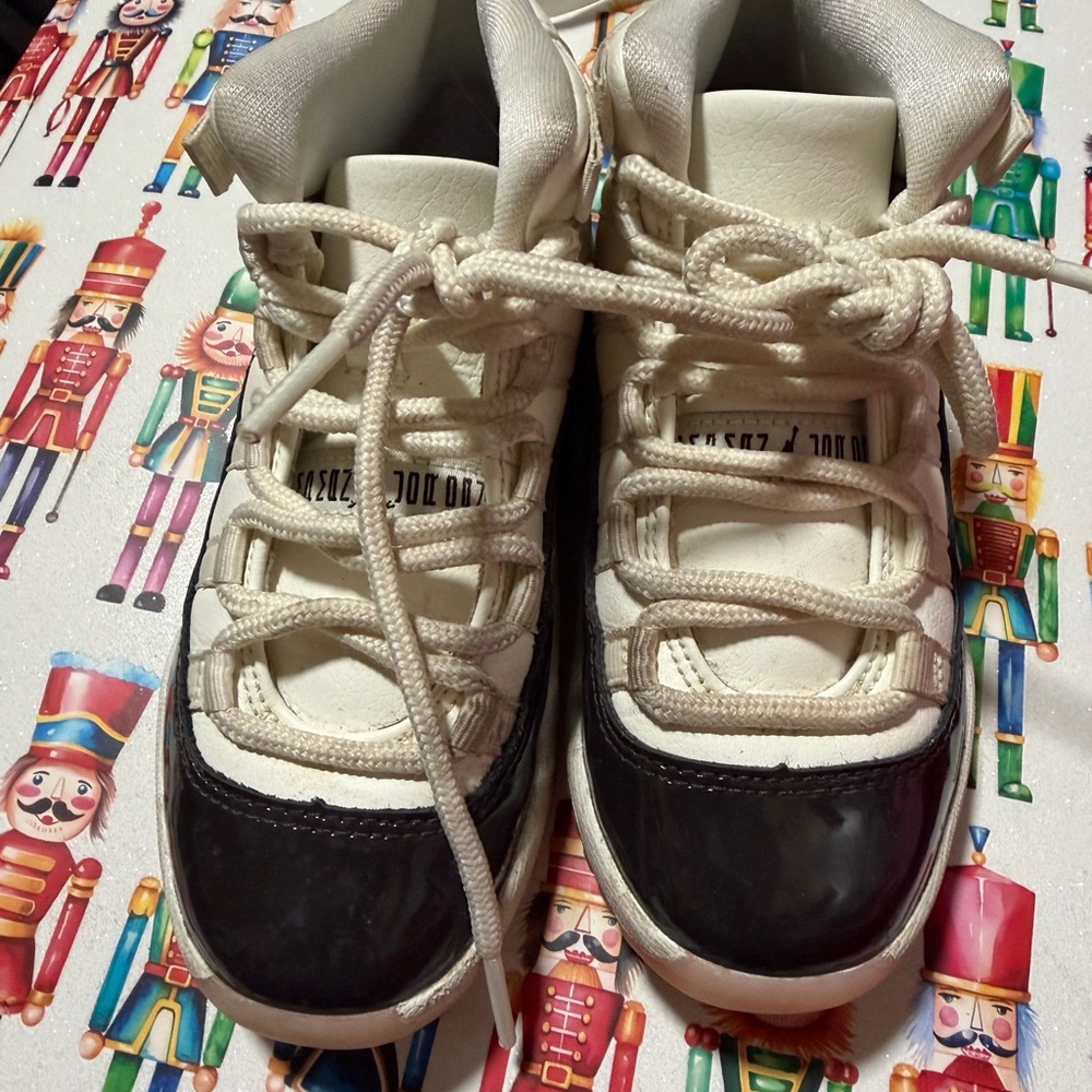 Jordan Kids Black and Cream Sneakers